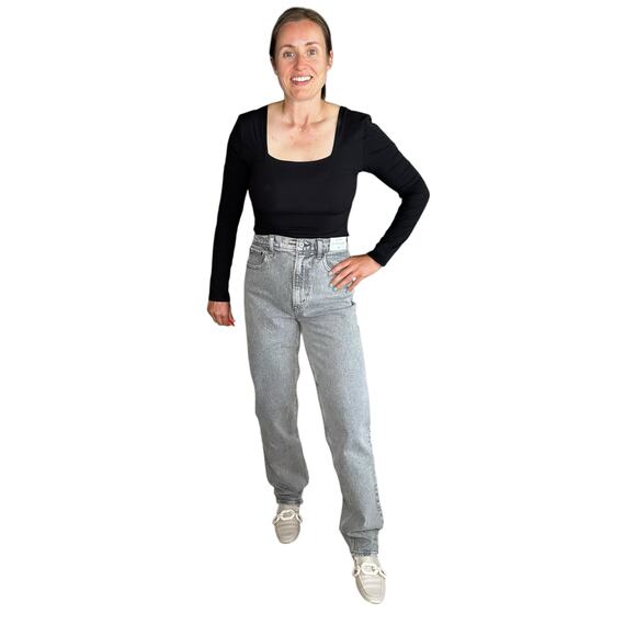 ABERCROMBIE & FITCH Gray Wash The 90's Straight Ultra High Rise Jeans Size 26/2L - Picture 2 of 11